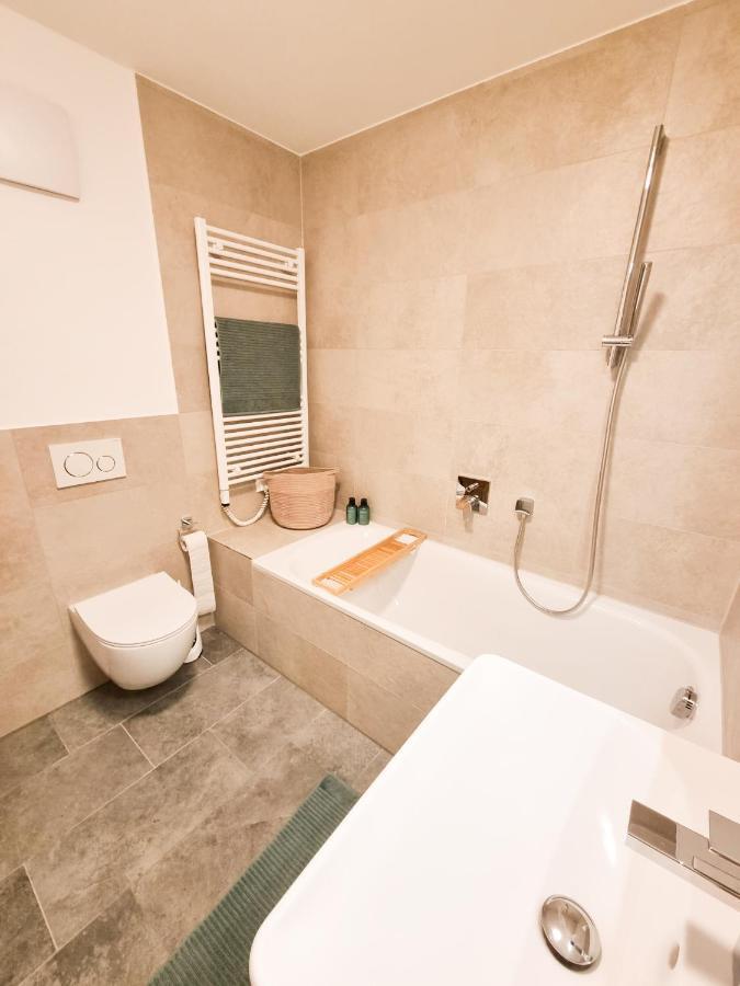 Orangehome: Waldlichtung - Zentral Zwischen Therme Und Stadtmitte Bad Aibling Bagian luar foto